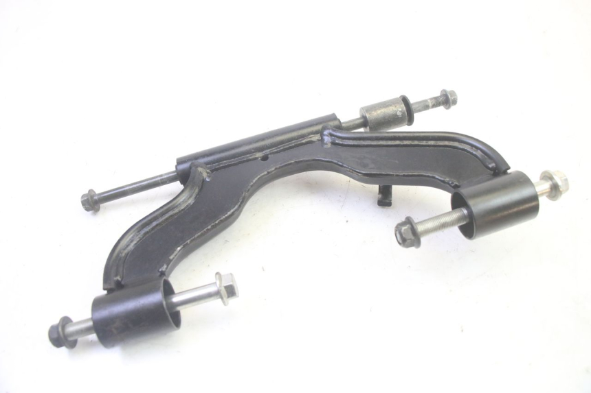 photo de SUPPORT MOTEUR YAMAHA XMAX X-MAX 125 (2006 - 2009) - Marquages et références