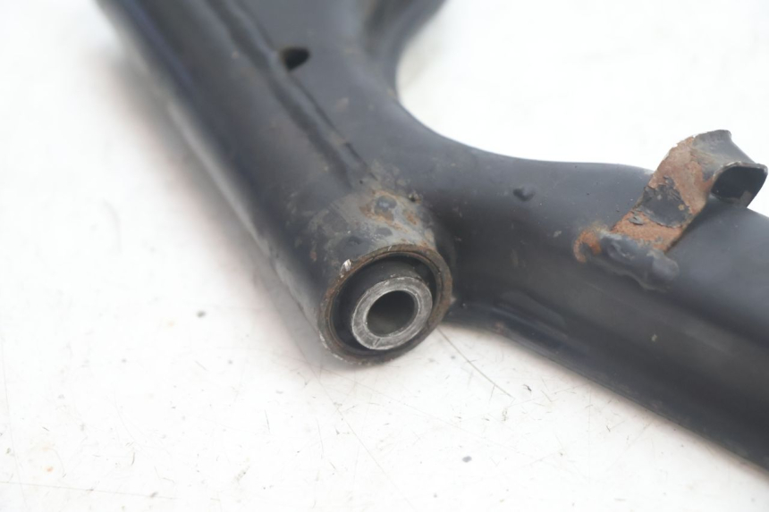 photo de SUPPORT MOTEUR YAMAHA X-MAX XMAX 125 (2010 - 2013) - Détails caractéristiques