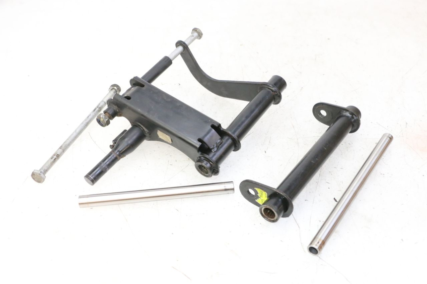 photo de SUPPORT MOTEUR PIAGGIO XEVO - X EVO 125 (2007 - 2016)
