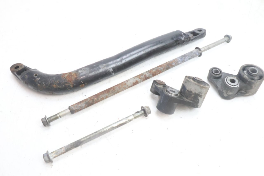 photo de SUPPORT MOTEUR YAMAHA XJR 1300 (1998 - 2002) - Détail de la pièce