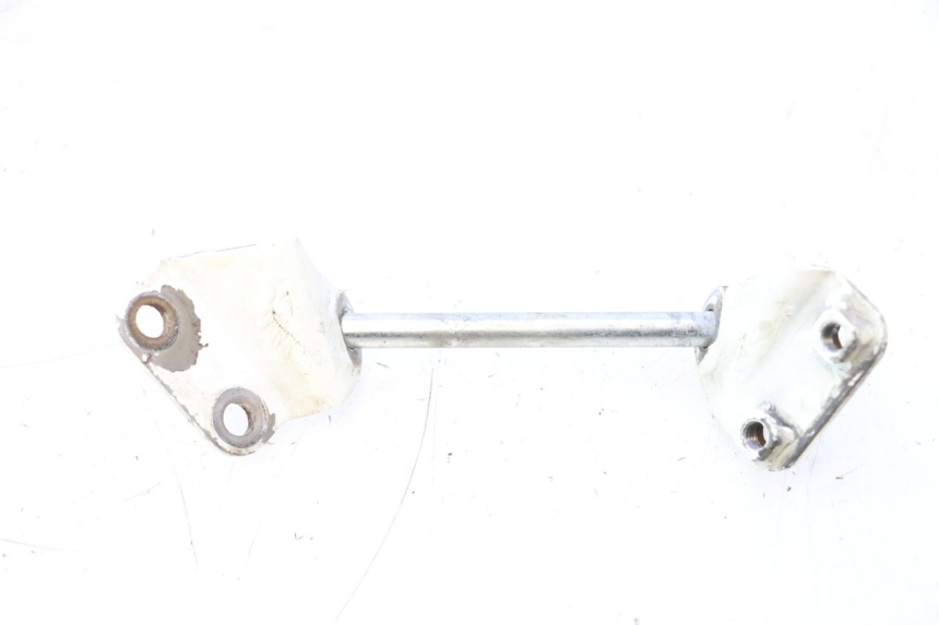 photo de SUPPORT MOTEUR HONDA XRV AFRICA TWIN 750 (1990 - 1992) - Détail de la pièce