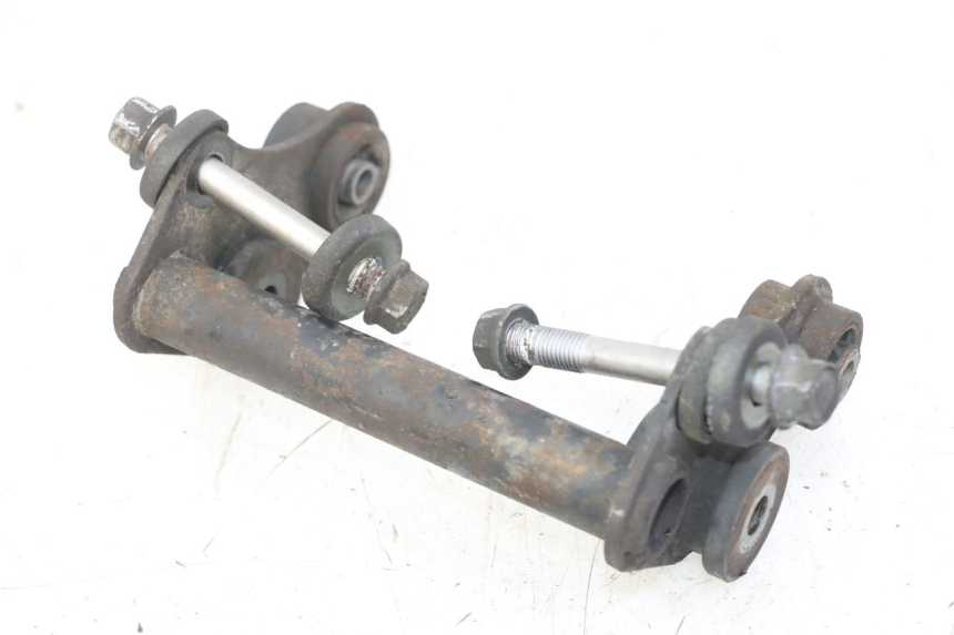 photo de SUPPORT MOTEUR YAMAHA FZS FAZER 600 (2001 - 2003)