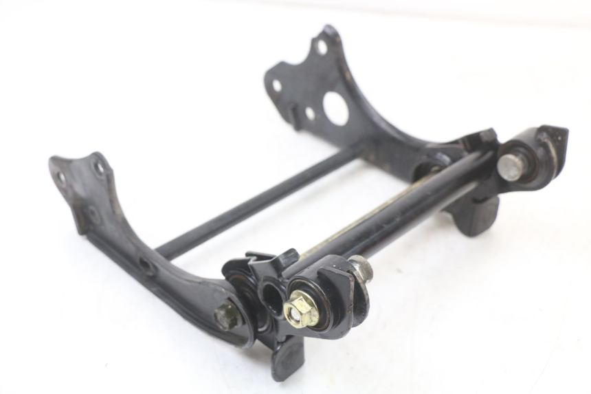 photo de SUPPORT MOTEUR YAMAHA YP MAJESTY 125 (2002 - 2006)