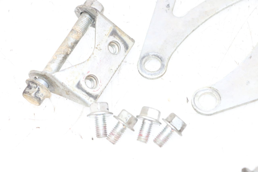 photo de SUPPORT MOTEUR YAMAHA YFM R RAPTOR 250 (2008 - 2014) - Autre angle de vue