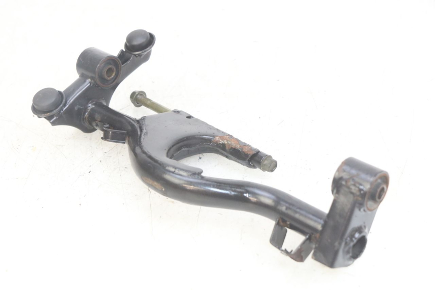 photo de SUPPORT MOTEUR YIYING YY125T 125 (2006 - 2014)