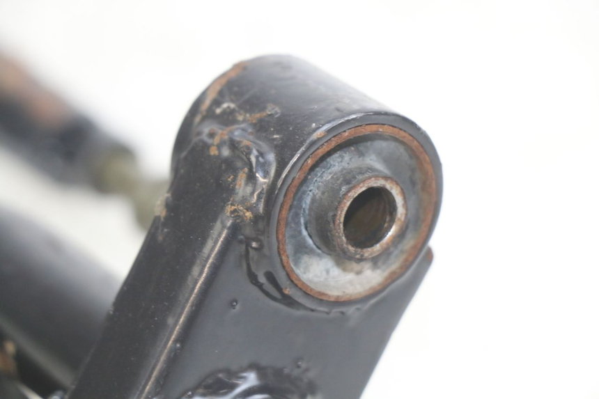 photo de SUPPORT MOTEUR YIYING YY125T 125 (2006 - 2014)
