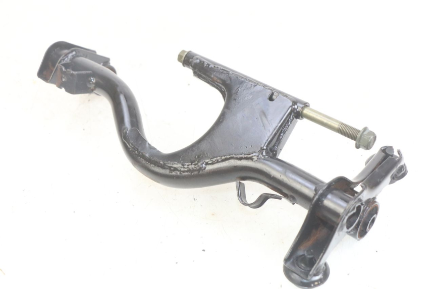 photo de SUPPORT MOTEUR YIYING YY125T 125 (2006 - 2014)