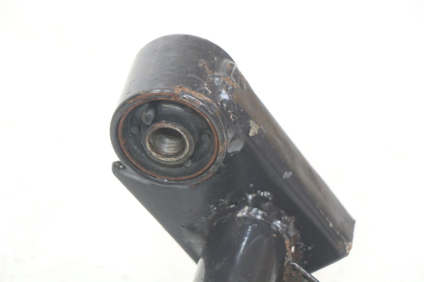 photo de SUPPORT MOTEUR YIYING YY125T 125 (2006 - 2014)