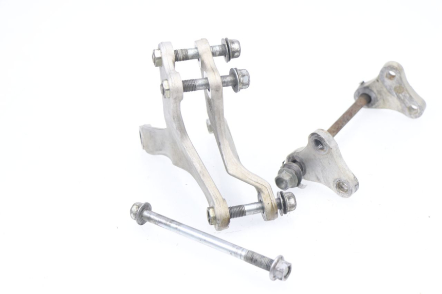 photo de SUPPORT MOTEUR YAMAHA YZF YZ-F 450 (2006 - 2009) - Autre angle de vue