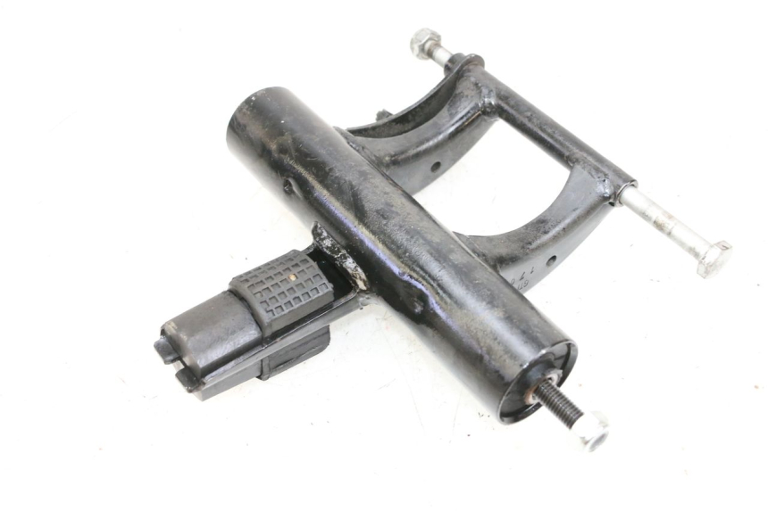 photo de SUPPORT MOTEUR PIAGGIO ZIP 2T 50 (2009 - 2019) - Détail de la pièce