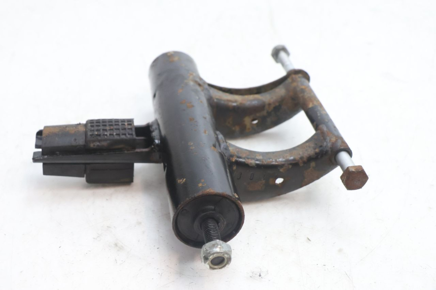 photo de SUPPORT MOTEUR PIAGGIO ZIP 2T 50 (2009 - 2019) - Autre angle de vue