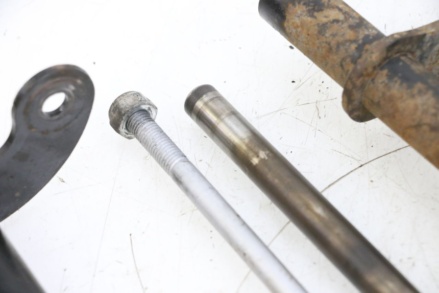 photo de SUPPORT MOTEUR PIAGGIO ZIP 4T 50 (2018 - 2020) - Zoom composants