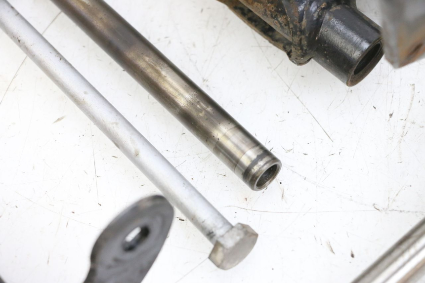 photo de SUPPORT MOTEUR PIAGGIO ZIP 4T 50 (2018 - 2020) - Vue rapprochée