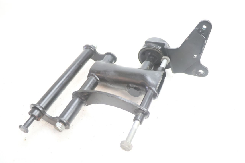 photo de SUPPORT MOTEUR PIAGGIO ZIP IGET 4T 50 (2021 - 2023) - Gros plan technique
