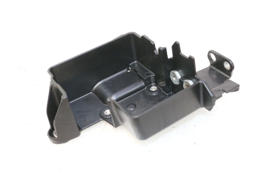 photo de SUPPORT POMPE ABS PIAGGIO MP3 HPE 530 (2022 - 2026) - Autre angle de vue