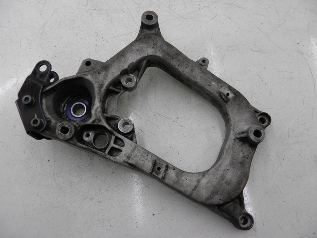 photo de SUPPORT POT  PIAGGIO XEVO - X EVO 125 (2010 - 2015)