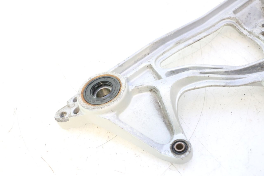 photo de SUPPORT POT  CF MOTO E-CHARM 125 (2005 - 2008) - Détail de la pièce