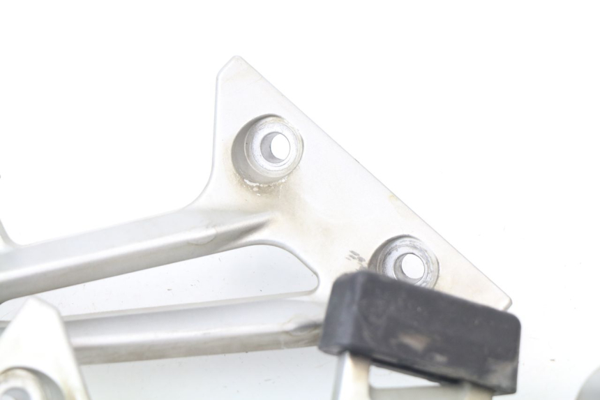 photo de SUPPORT POT  YAMAHA FJR ABS 1300 (2006 - 2012) - Autre angle de vue