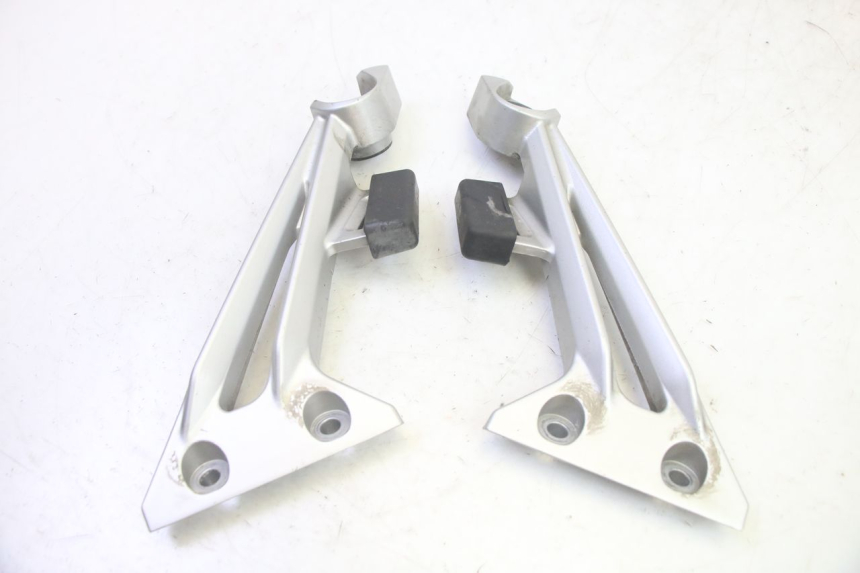 photo de SUPPORT POT  YAMAHA FJR ABS 1300 (2006 - 2012) - Autre angle de vue