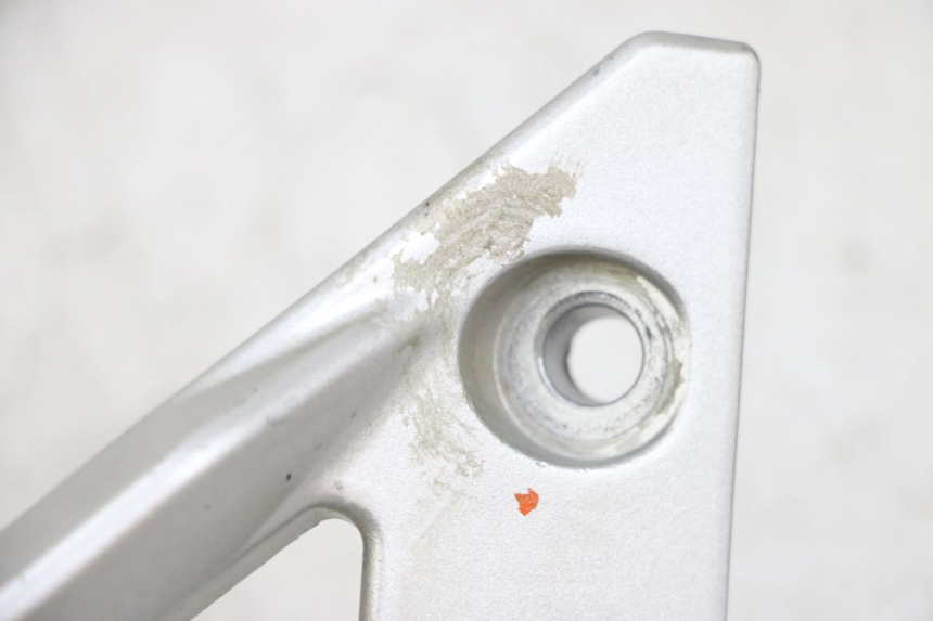 photo de SUPPORT POT  YAMAHA FJR ABS 1300 (2006 - 2012) - Vue d’ensemble