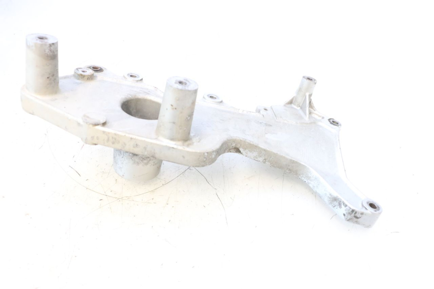 photo de SUPPORT POT  SYM GTS EVO 125 (2009 - 2013) - Détail de la pièce