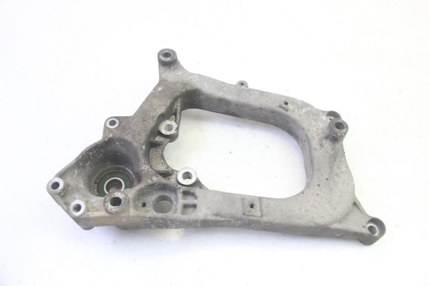 photo de SUPPORT POT PIAGGIO MP3 RL 250 (2007 - 2010) - Détail de la pièce