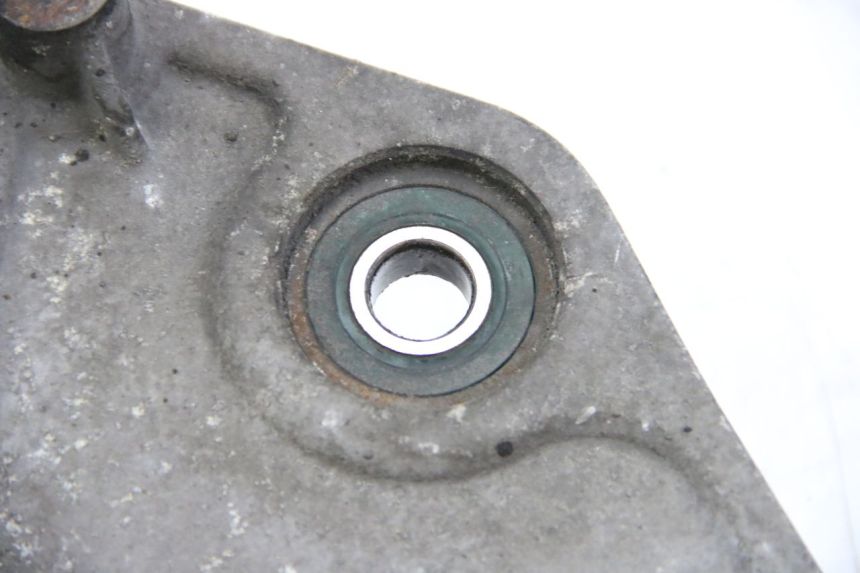 photo de SUPPORT POT PIAGGIO VESPA GRANTURISMO 125 (2003 - 2007)