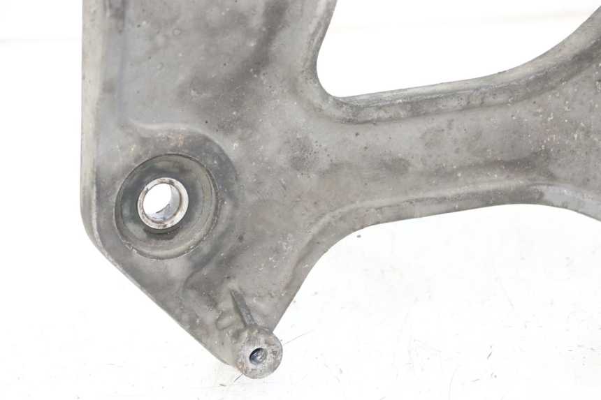 photo de SUPPORT POT  PIAGGIO VESPA GRANTURISMO 200 (2004 - 2005)