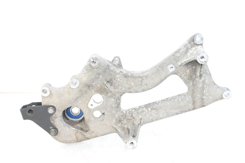 photo de SUPPORT POT  PIAGGIO X10 125 (2012 - 2017)