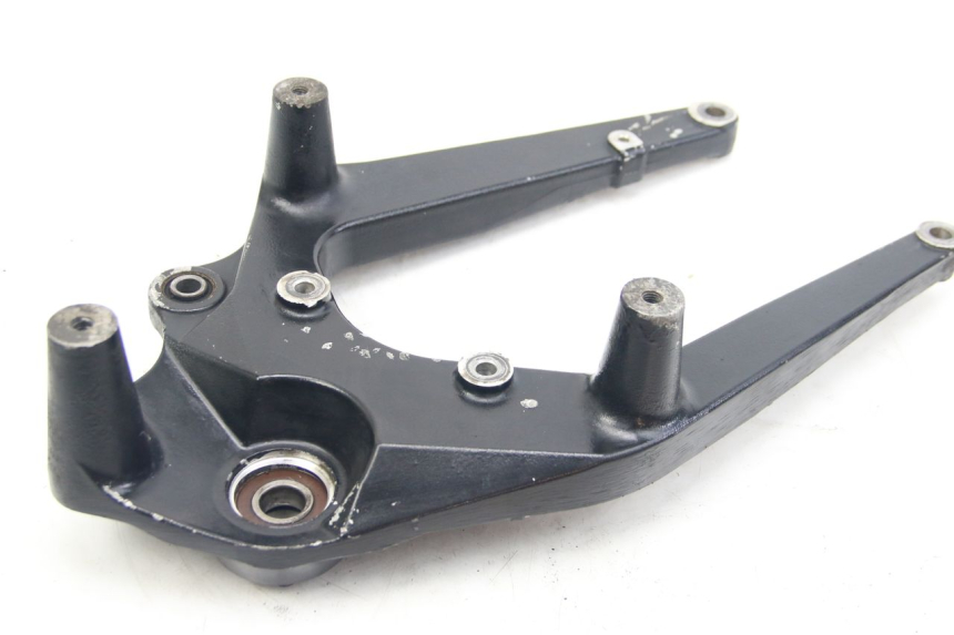 photo de SUPPORT POT SUZUKI SIXTEEN 125 (2008 - 2010)