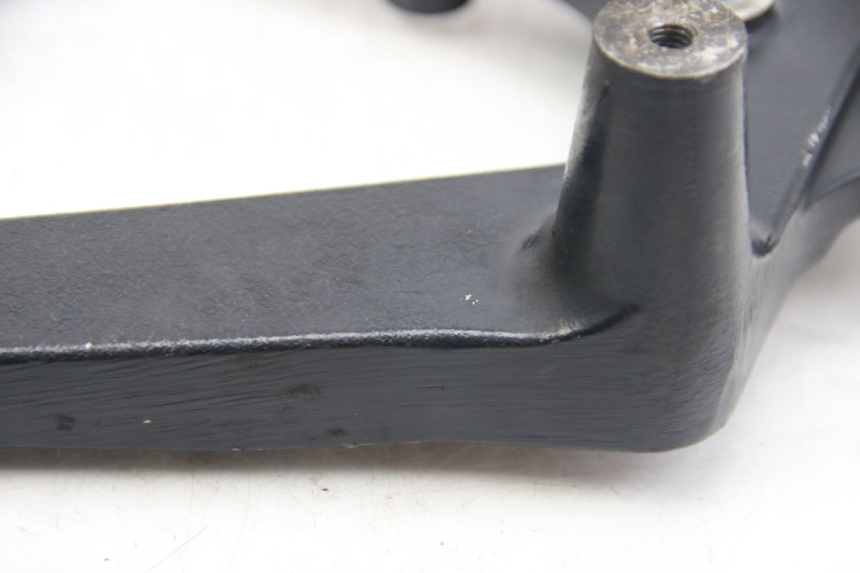 photo de SUPPORT POT SUZUKI SIXTEEN 125 (2008 - 2010)