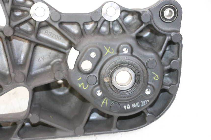 photo de SUPPORT POT  YAMAHA XMAX X-MAX 125 (2021 - 2025) - Détail de la pièce