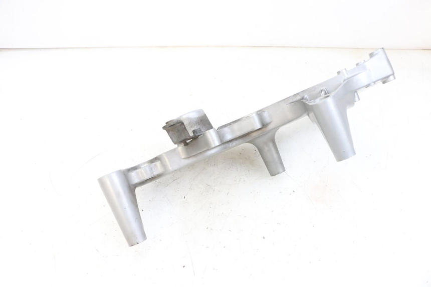 photo de SUPPORT POT YAMAHA XMAX X-MAX 125 (2006 - 2009) - Détail de la pièce