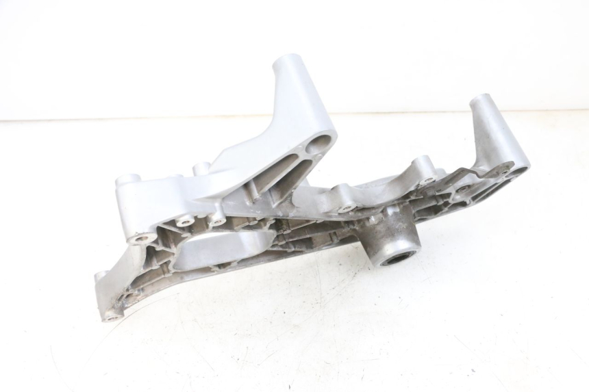 photo de SUPPORT POT YAMAHA XMAX X-MAX 125 (2006 - 2009) - Autre angle de vue