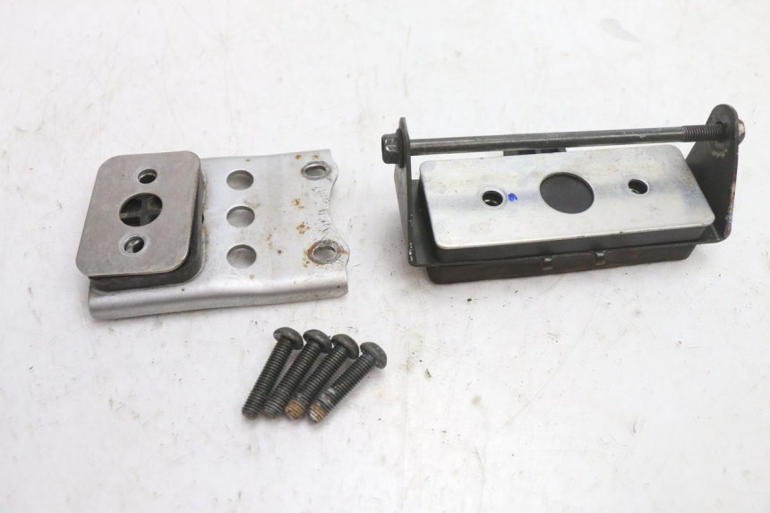 photo de SUPPORT RESERVOIR YAMAHA FJR 1300 (2001 - 2005) - Vue principale