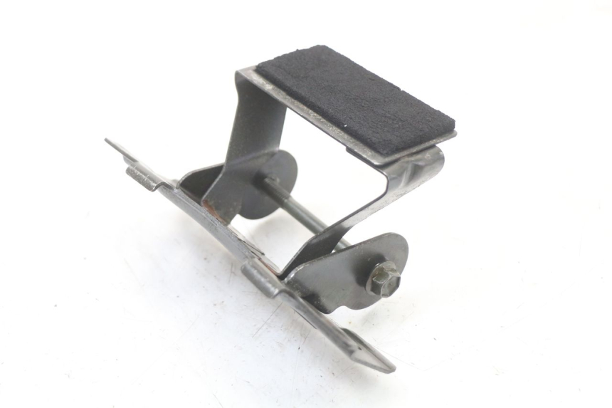 photo de SUPPORT RESERVOIR SUZUKI SV S 650 (1999 - 2002)