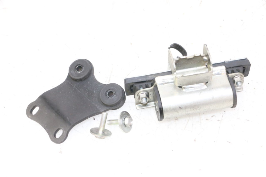 photo de SUPPORT RESERVOIR YAMAHA XJ6 ABS 600 (2008 - 2016)
