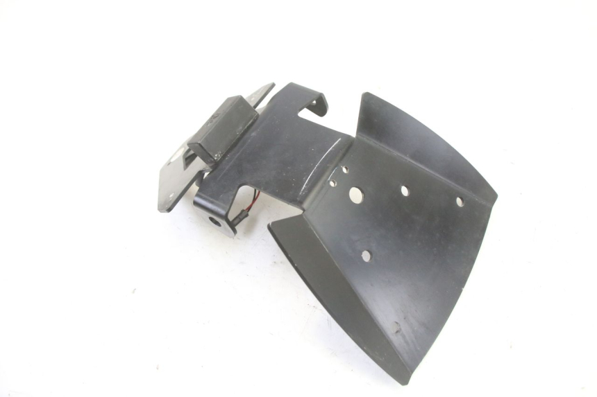 photo de SUPPORT DE PLAQUE SUZUKI GSR 750 (2011 - 2017)