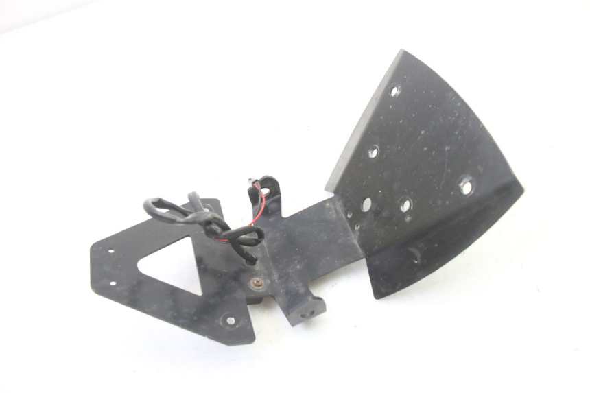 photo de SUPPORT DE PLAQUE SUZUKI GSR 750 (2011 - 2017)