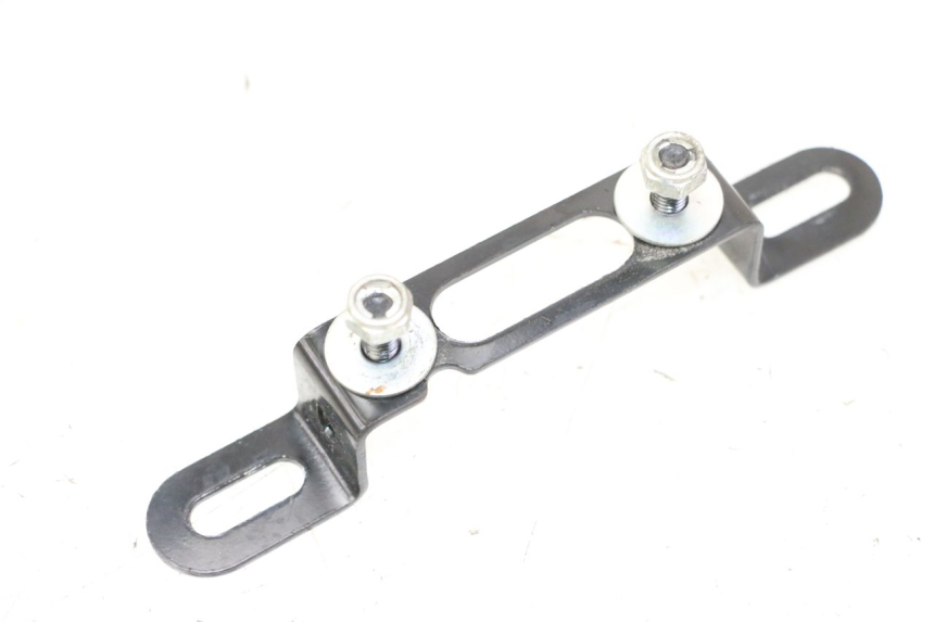 photo de SUPPORT DE PLAQUE YAMAHA XMAX X-MAX 125 (2021 - 2025)