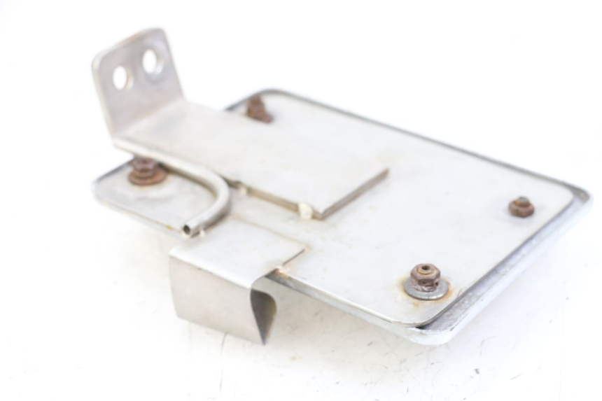 photo de SUPPORT DE PLAQUE YAMAHA XVS DRAG STAR DRAGSTAR 650 (1997 - 2007) - Zoom état d’usage