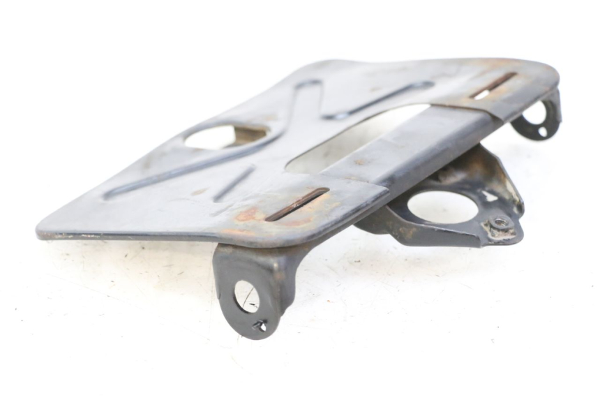 photo de SUPPORT DE PLAQUE YAMAHA SR 125 (1982 - 2003)
