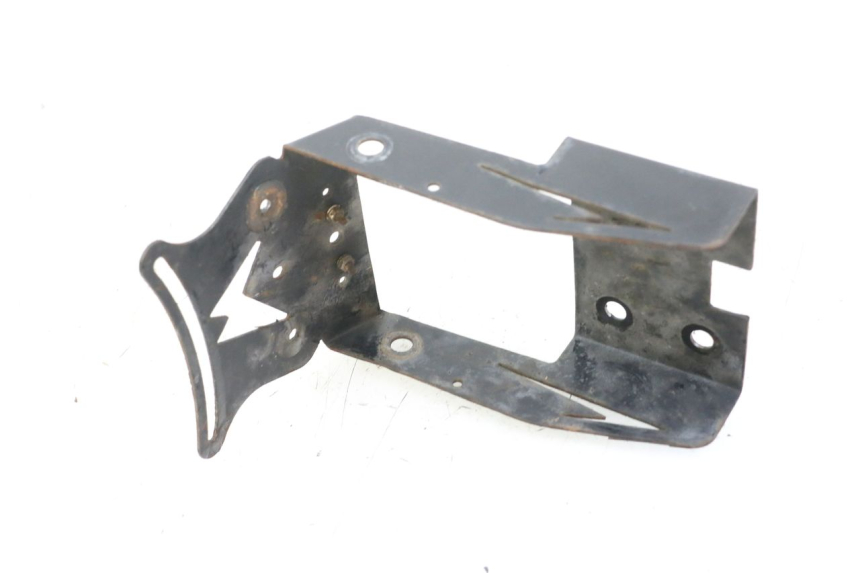 photo de SUPPORT DE PLAQUE YAMAHA XJ6 600 (2008 - 2016)