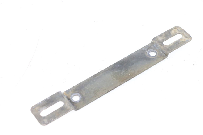 photo de SUPPORT DE PLAQUE YAMAHA YP MAJESTY 125 (2007 - 2010) - Vue principale