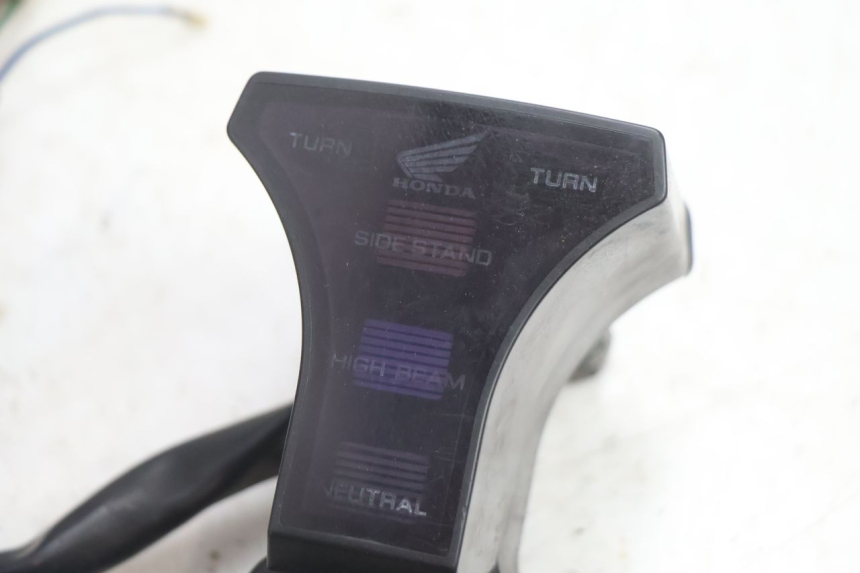 photo de TABLEAU DE BORD HONDA CB TWO FIFTY 250 (1991 - 2002) - Détail de la pièce