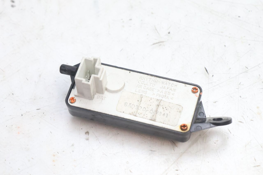 photo de TABLEAU DE BORD HONDA SH 125 (2001 - 2003) - Gros plan technique