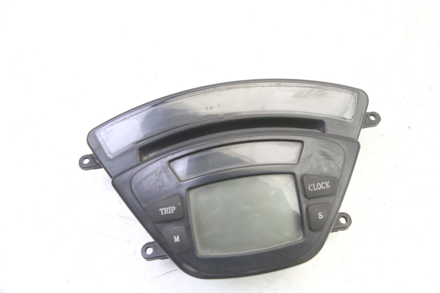 photo de TABLEAU DE BORD PIAGGIO X9 EVOLUTION 125 (2003 - 2007)