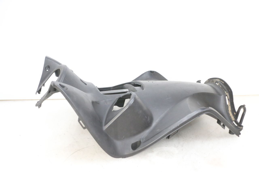 photo de TABLIER INTERIEUR KYMCO AGILITY 16+ 4T 50 (2018 - 2023) - Détails caractéristiques