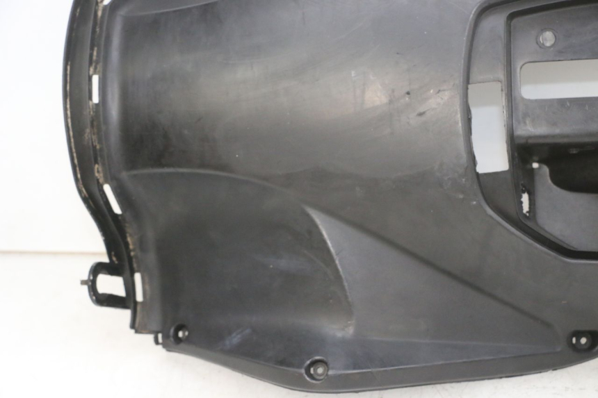 photo de TABLIER INTERIEUR KYMCO AGILITY 16+ 4T 50 (2018 - 2023) - Focus structure