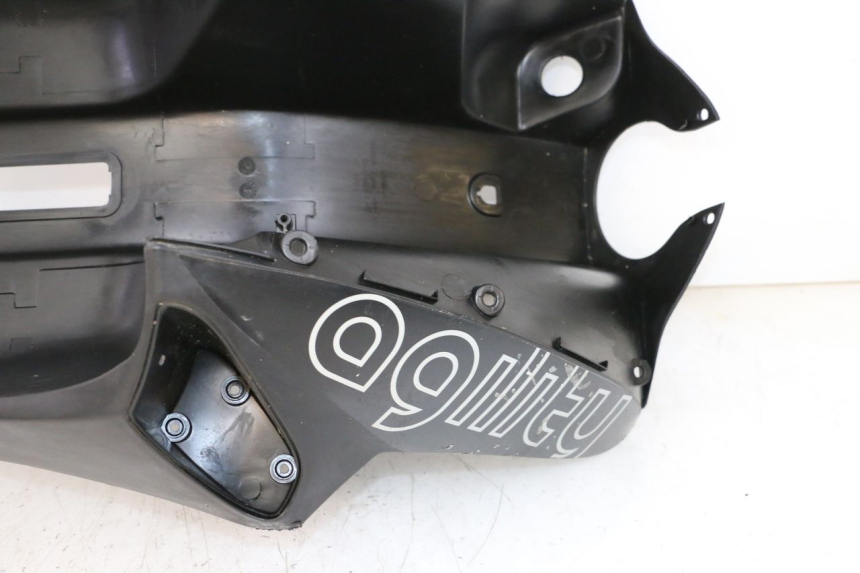 photo de TABLIER INTERIEUR KYMCO AGILITY 4T 50 (2018 - 2022) - Angle alternatif